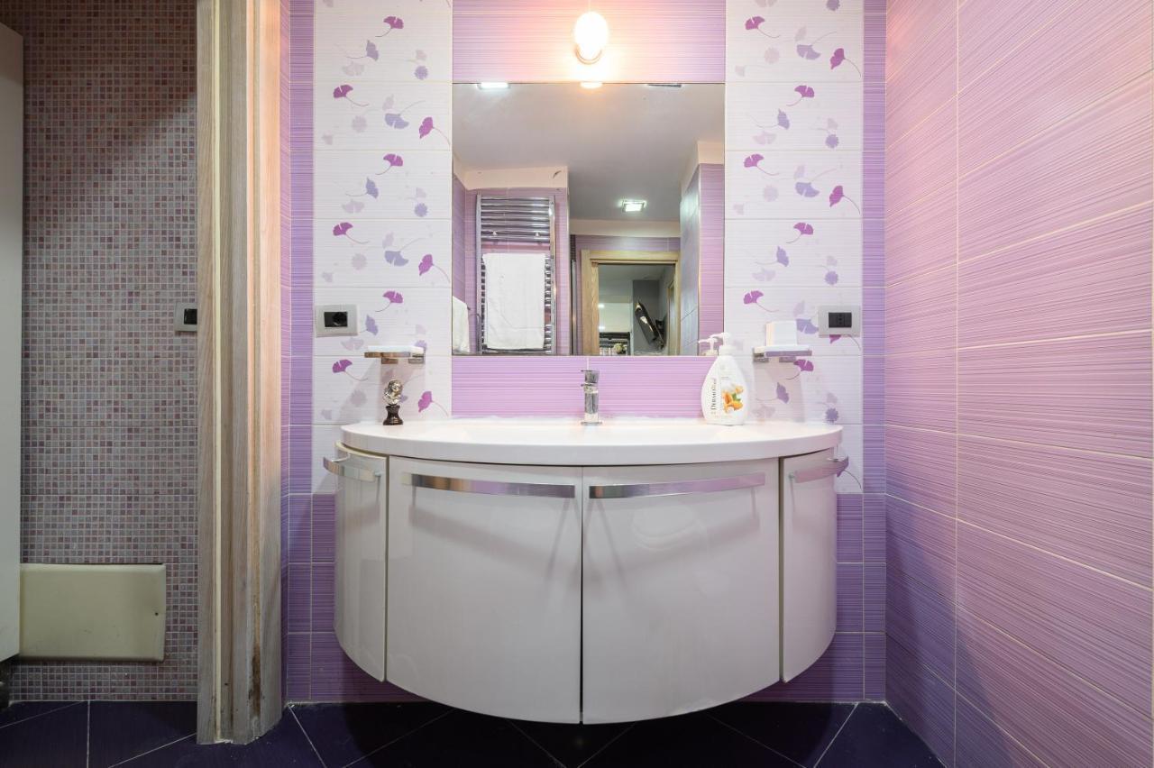 Fox Holiday Home In The Port نابولي المظهر الخارجي الصورة